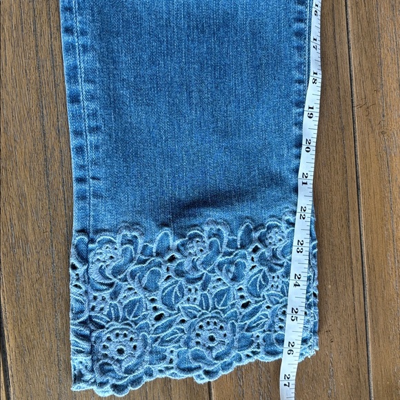 Ralph Lauren Y2K denim embroidered eyelet hems Women’s Jeans high-rise Size 12 - Picture 6 of 10